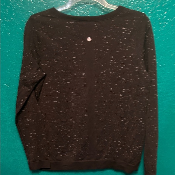 Lululemon stretch top - Picture 5 of 5